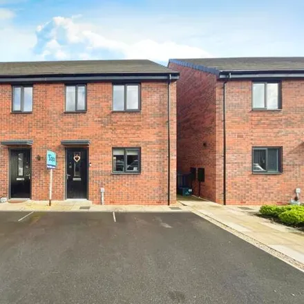 Buy this 3 bed duplex on unnamed road in Doncaster, DN4 8FT