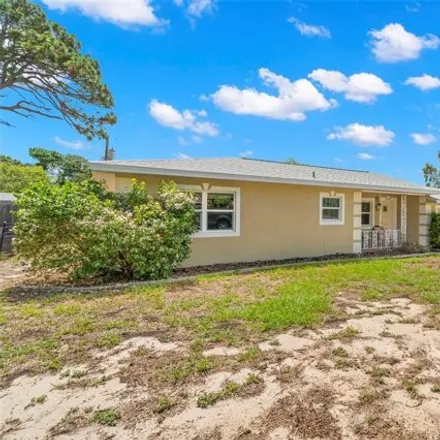 Image 3 - 1085 Indian Rocks Rd S, Largo, Florida, 33770 - House for sale
