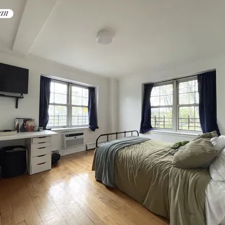 Rent this 4 bed apartment on 3401 Riverdale Avenue in New York, NY 10463