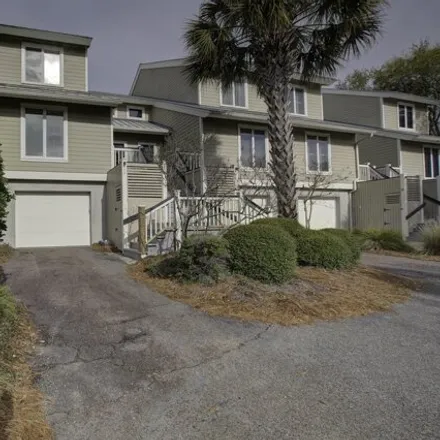 Buy this 3 bed condo on 27 Linkside Court in Isle of Palms, Charleston County