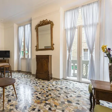 Rent this studio apartment on Via Orcagna 23