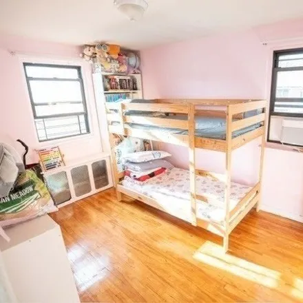 Image 6 - 67-25 197th Street, New York, NY 11365, USA - Apartment for sale