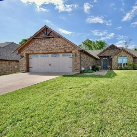 Buy this 4 bed house on 688 Linus Lane in Lindale, TX 75771