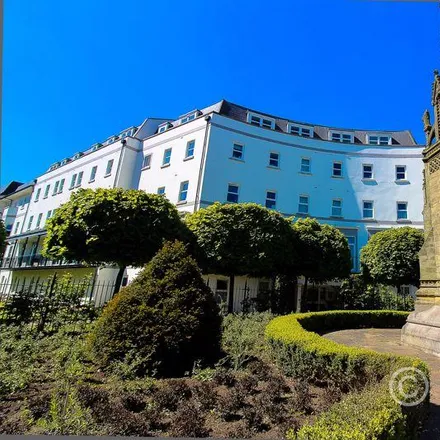 Image 2 - Culverden Park, Royal Tunbridge Wells, TN4 9QR, United Kingdom - Apartment for rent