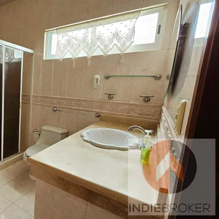 Buy this studio house on Calle París 517 in Andrade, 37020 León