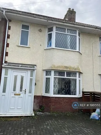 Rent this 5 bed duplex on 12 Cleve Road in Bristol, BS34 7QF