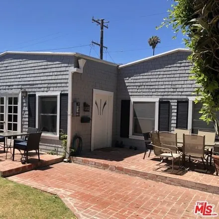 Rent this 4 bed house on Harvard Court in Santa Monica, CA 90404