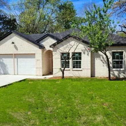 Image 1 - 5312 Woodsboro Drive, Balch Springs, TX 75180, USA - House for sale