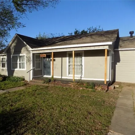 Buy this 3 bed house on 1289 North 11th Street in Duncan, OK 73533