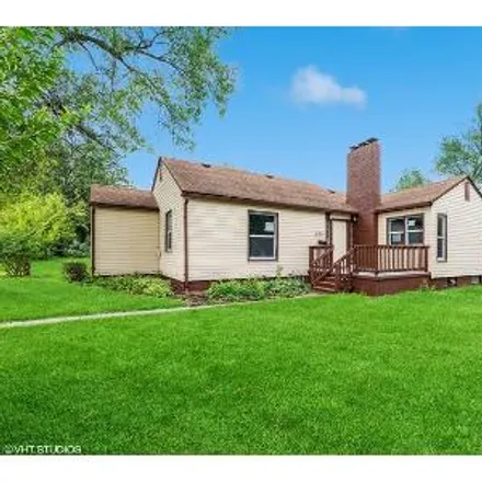 Buy this 4 bed house on 219 West Logan Street in Osceola, IA 50213