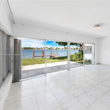 Image 6 - 1275 North Biscayne Point Road, Normandy Shores, Miami Beach, FL 33141, USA - House for rent