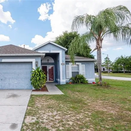 Buy this 3 bed house on 16019 Dorchester Boulevard in Lake County, FL 34714