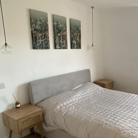 Rent this 2 bed apartment on London in SW5 9SB, United Kingdom