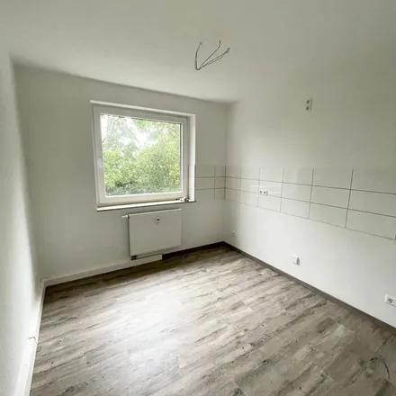 Rent this 3 bed apartment on Akazienstraße in 44143 Dortmund, Germany