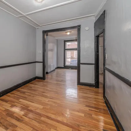 Image 3 - 1336 Glyndon Avenue, Baltimore, MD 21223, USA - Townhouse for sale