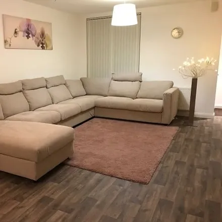 Image 1 - 3 Rimmer Close, Manchester, M11 3AD, United Kingdom - Apartment for rent