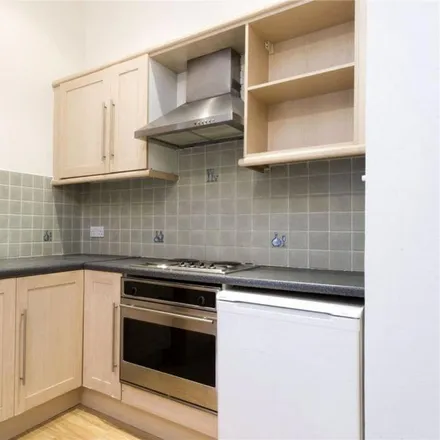 Image 4 - 22 Buckland Crescent, London, NW3 5DX, United Kingdom - Apartment for rent