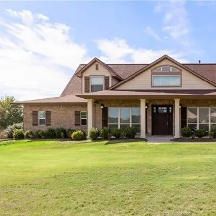 Image 2 - 5855 Stone Creek Drive, Brazos County, TX 77808, USA - House for sale