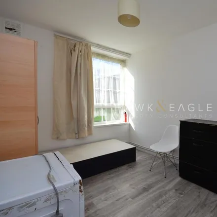 Image 6 - Spelman House, Spelman Street, Spitalfields, London, E1 5LG, United Kingdom - Apartment for rent