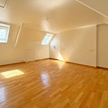 Rent this 4 bed apartment on Albertlaan 70 in 8300 Knokke-Heist, Belgium