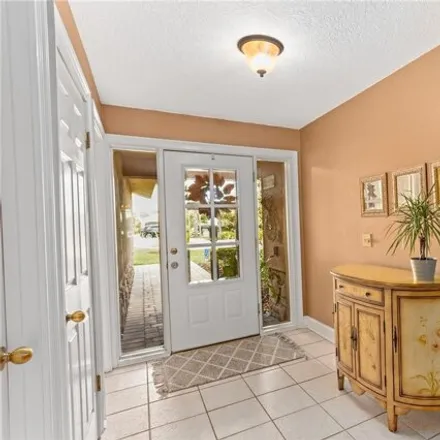 Image 3 - 6056 Twin Lakes Dr, Oviedo, Florida, 32765 - House for sale