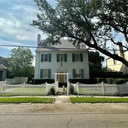Rent this 4 bed house on 420 Walnut Street in New Orleans, LA 70118