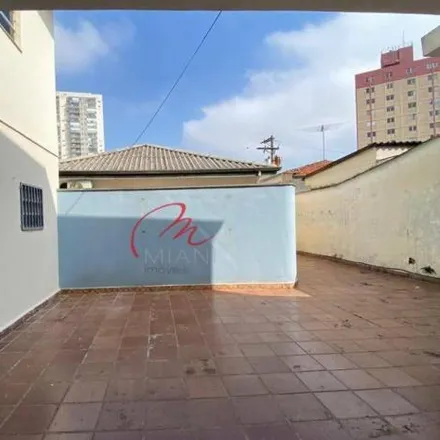 Rent this 2 bed house on Dia in Rua Manoel Alonso Esteves 21, Butantã