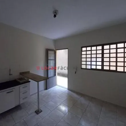 Rent this 1 bed apartment on Rua Niterói 103 in Vila Recreio, Londrina - PR