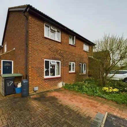 Buy this 1 bed house on Campbell Close in Hitchin, SG4 0RH