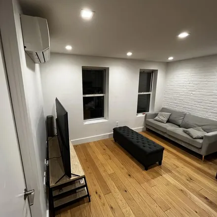 Rent this 1 bed room on 90 Atlantic Avenue in New York, NY 11201