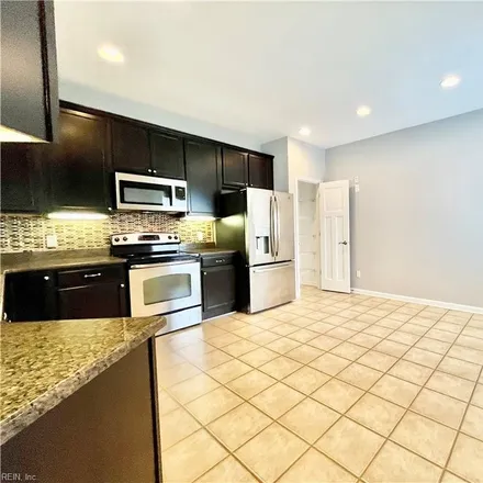 Image 7 - 8301 Highland Street, Norfolk, VA 23518, USA - Townhouse for rent