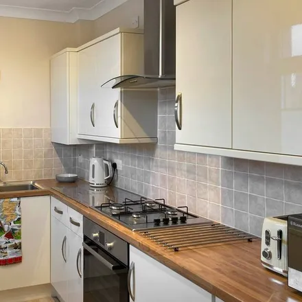 Rent this 2 bed townhouse on Highland in IV3 5EN, United Kingdom