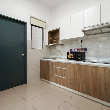 Rent this 1 bed apartment on Jalan Desa in Taman Desa, 58100 Kuala Lumpur