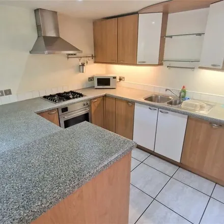 Rent this 4 bed apartment on Ravensmede Way in London, W4 1TQ