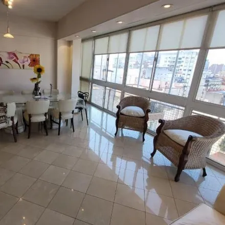 Buy this 3 bed apartment on Avenida Pueyrredón 751 in Balvanera, 1032 Buenos Aires