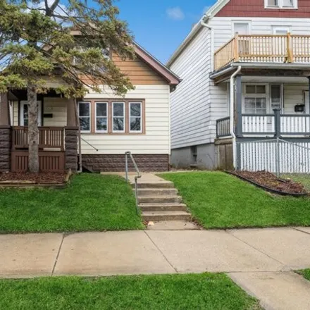 Buy this 2 bed house on 3614 North 25th Street in Milwaukee, WI 53206