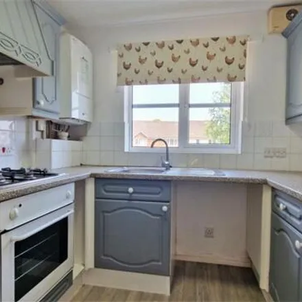 Image 2 - Lindisfarne Way, Torbay, TQ2 7BR, United Kingdom - Townhouse for sale