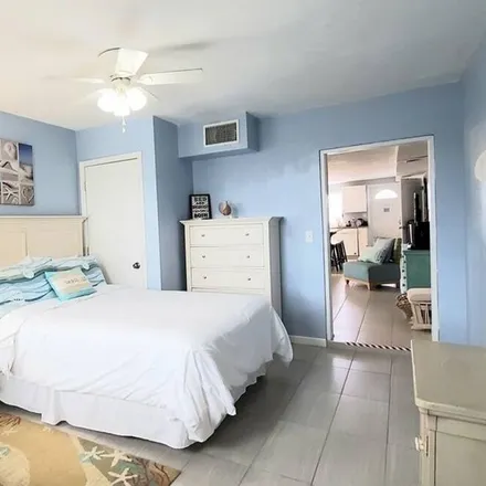 Rent this 2 bed apartment on Ormond Beach
