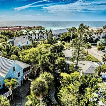 Image 2 - 227 64th Street, Holmes Beach, Manatee County, FL 34217, USA - House for sale