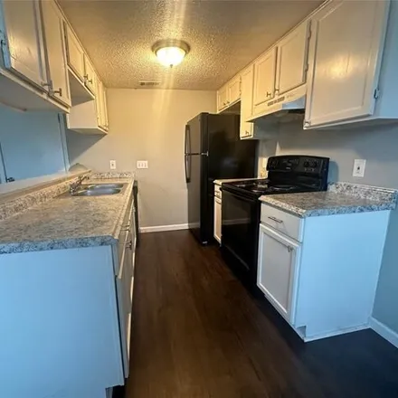 Image 3 - 6110 Wheless Cove, Austin, TX 78723, USA - Apartment for rent
