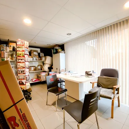 Rent this 1 bed apartment on Kortrijkstraat 24A in 8770 Ingelmunster, Belgium