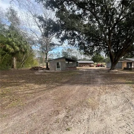 Image 3 - 9864 Southeast 155th Street, Orange Blossom Hills, Marion County, FL 34491, USA - House for sale