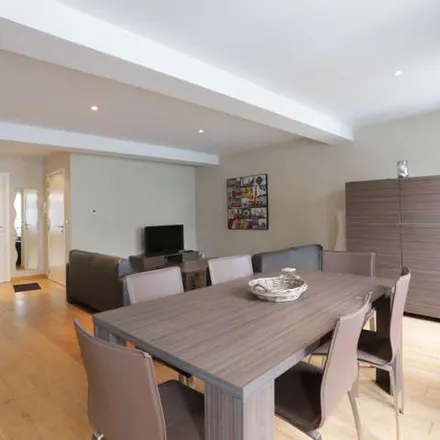 Rent this 2 bed apartment on Rue Terre-Neuve - Nieuwland 14 in 1000 Brussels, Belgium