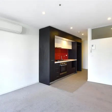 Image 4 - 8 Sutherland Street, Melbourne VIC 3000, Australia - Apartment for rent