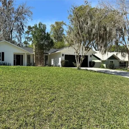 Buy this 3 bed house on 3592 Southeast 24th Avenue in Marion County, FL 34471