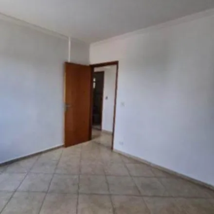 Rent this 2 bed apartment on Rua Baffin in Centro, São Bernardo do Campo - SP