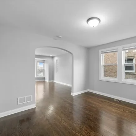 Image 9 - 9311 South Justine Street, Chicago, IL 60620, USA - House for sale