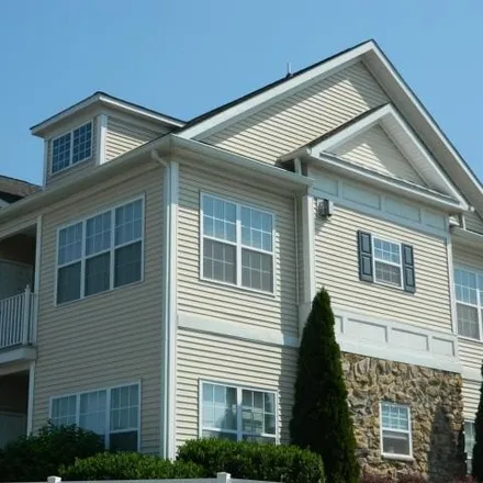Rent this 2 bed house on 1001 Old Course Lane in Williams Township, PA 18042