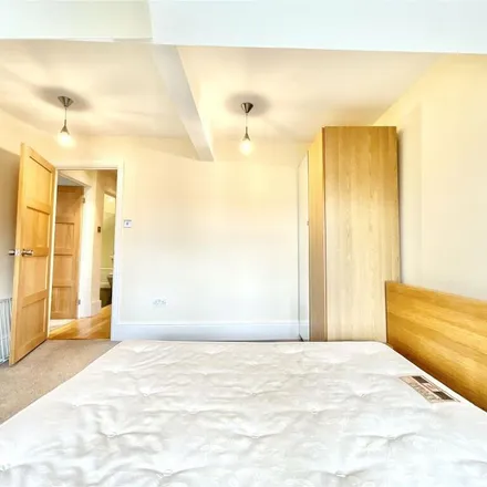 Image 4 - Collingwood Terrace, Newcastle upon Tyne, NE2 2JP, United Kingdom - Apartment for rent