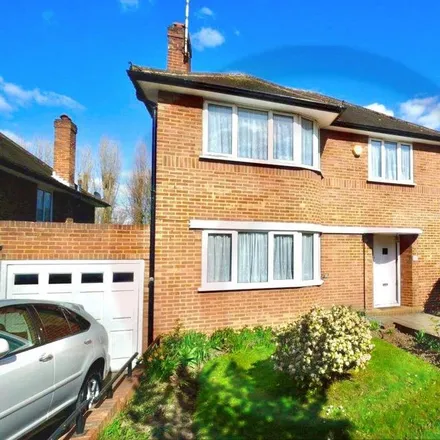 Rent this 4 bed house on Ashbourne Road in London, W5 3QP